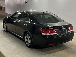 TOYOTA CROWN 2018