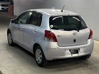 TOYOTA VITZ 2009