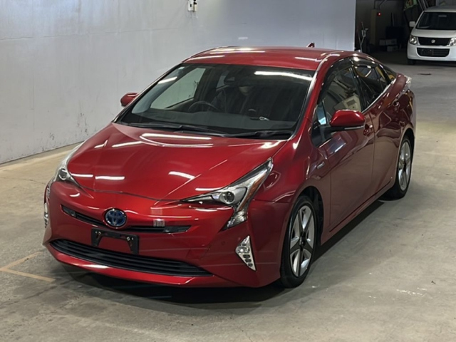 TOYOTA PRIUS 2016