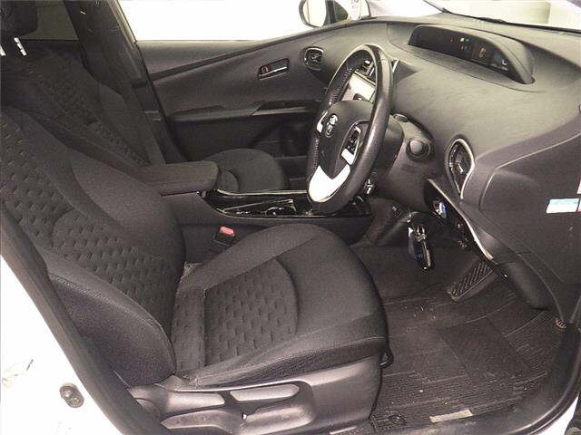 TOYOTA PRIUS PHV 2019