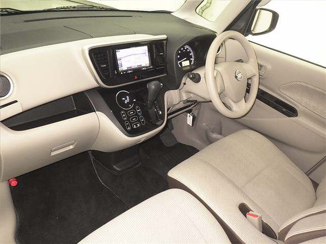 NISSAN DAYZ ROOX 2017