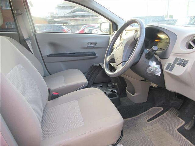 DAIHATSU MIRA E S 2012