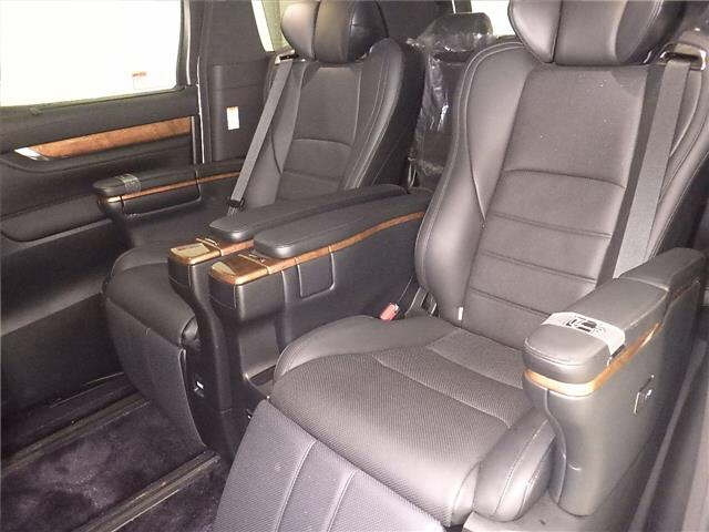 TOYOTA VELLFIRE 2016