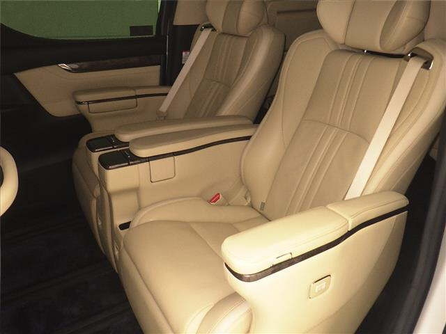 TOYOTA ALPHARD 2020