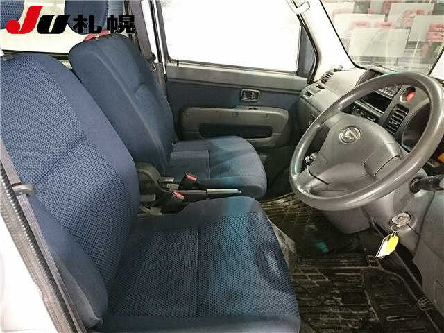 DAIHATSU HIJET VAN 2011