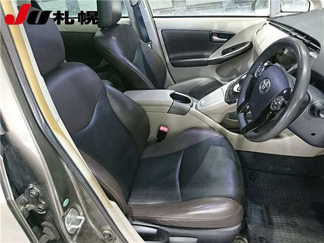 TOYOTA PRIUS 2013