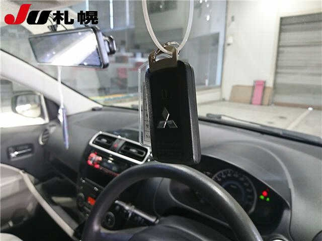 MITSUBISHI MIRAGE 2012