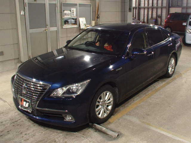 TOYOTA CROWN 2013