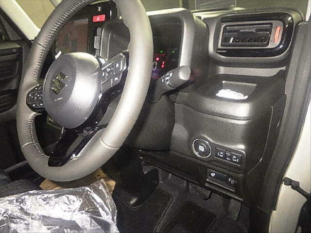 SUZUKI SPACIA GEAR 2024