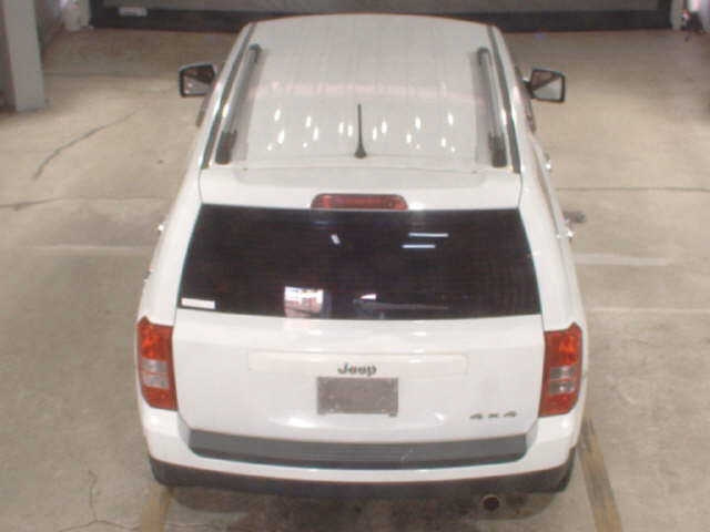 CHRYSLER JEEP PATRIOT 2011