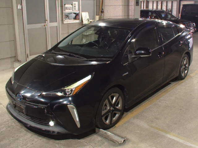 TOYOTA PRIUS 2019