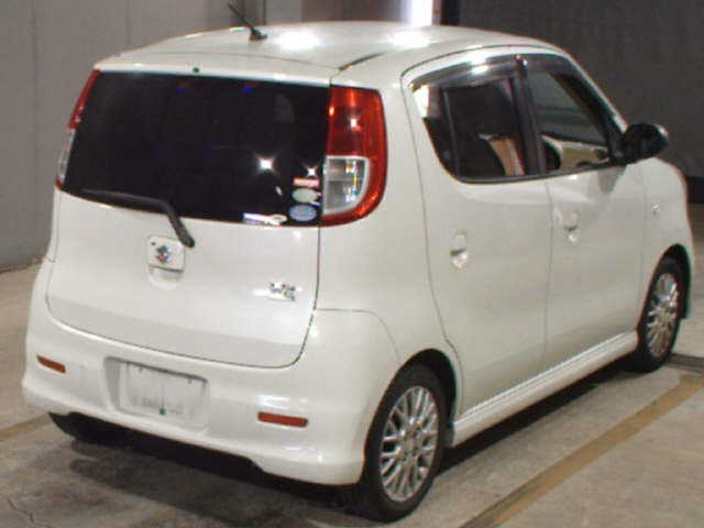 SUZUKI MRWAGON 2010