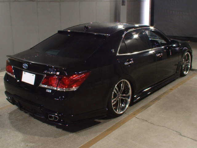 TOYOTA CROWN 2013