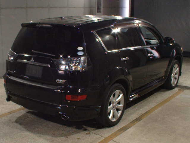 MITSUBISHI OUTLANDER 2010