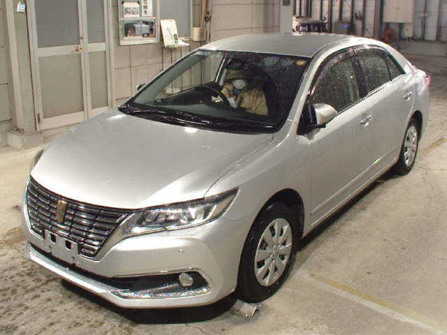 TOYOTA PREMIO 2017