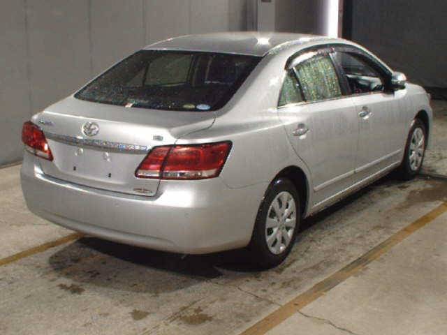 TOYOTA PREMIO 2017