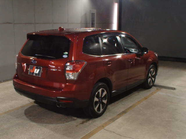 SUBARU FORESTER 2017