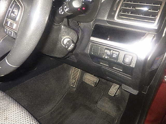 SUBARU FORESTER 2017