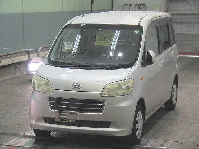 DAIHATSU TANTO EXE 2010