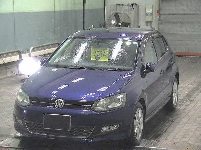 VOLKSWAGEN POLO 2011