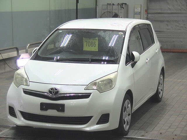 TOYOTA RACTIS 2012