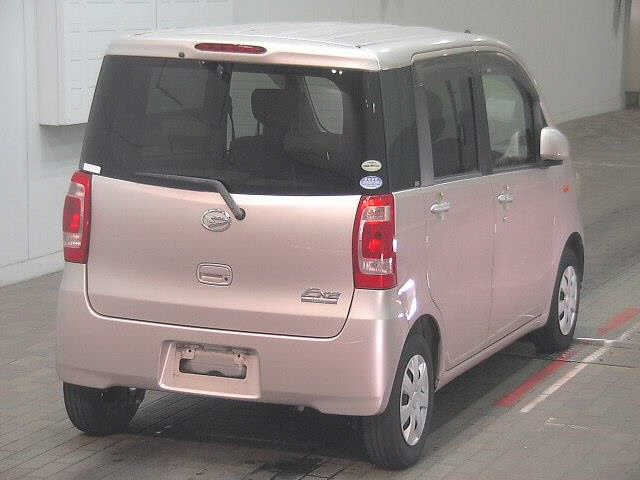 DAIHATSU TANTO EXE 2010