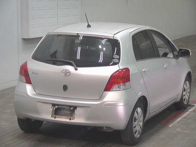 TOYOTA VITZ 2008