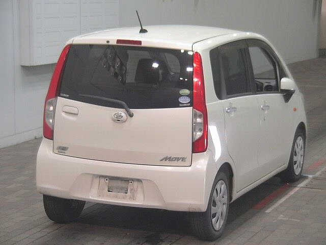 DAIHATSU MOVE 2014
