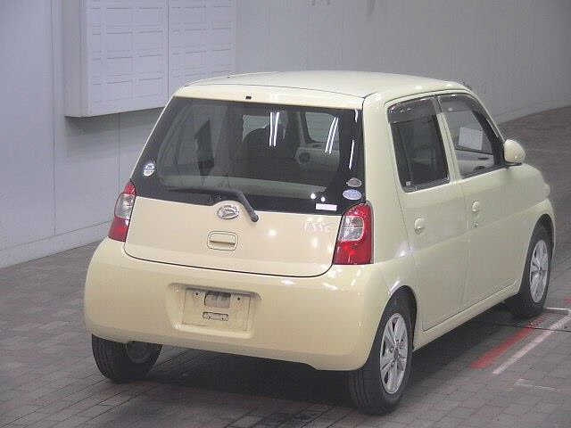 DAIHATSU ESSE 2010
