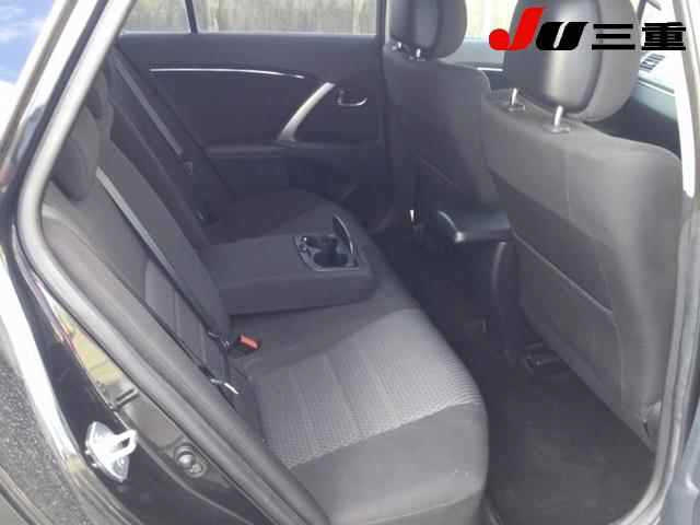 TOYOTA AVENSIS WAGON 2013