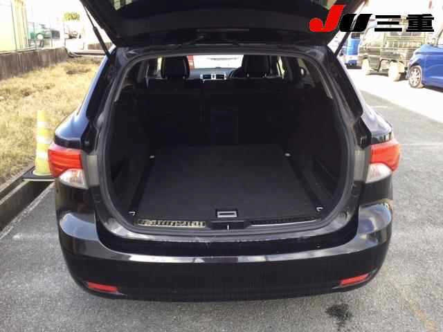 TOYOTA AVENSIS WAGON 2013