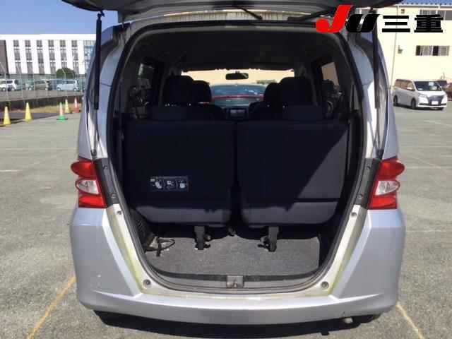HONDA FREED 2009