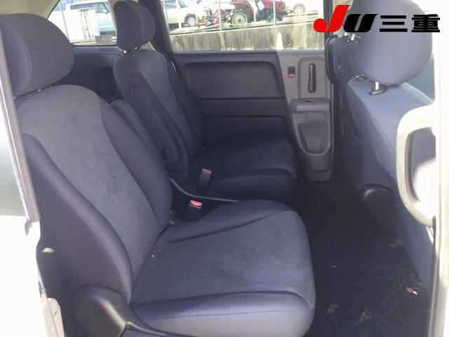 HONDA FREED 2009