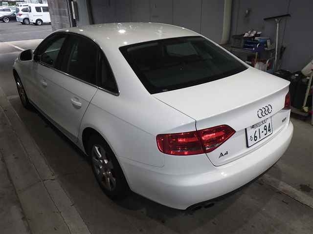 AUDI A4 2009