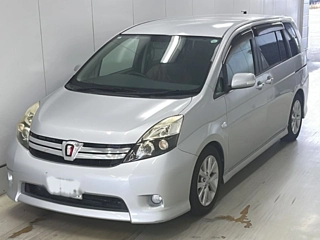 TOYOTA ISIS 2011