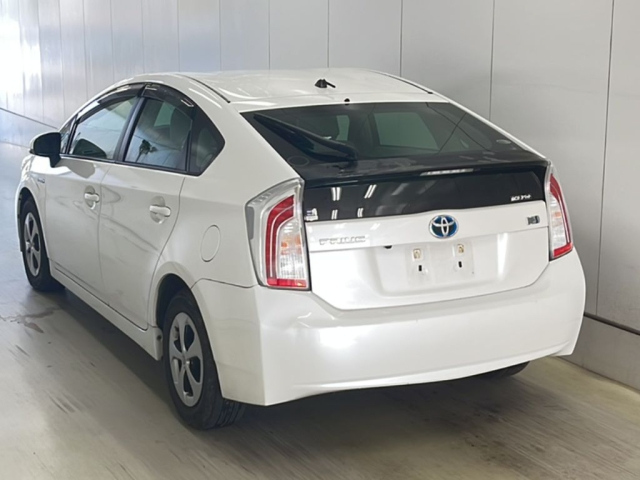 TOYOTA PRIUS 2013