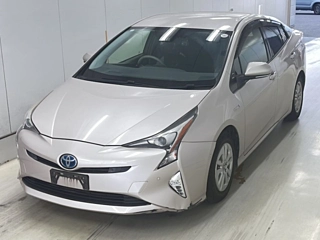 TOYOTA PRIUS 2016