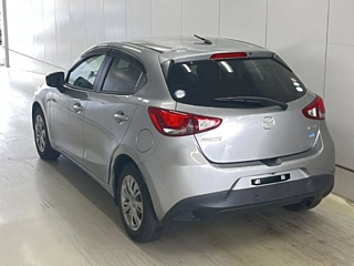 MAZDA DEMIO 2016