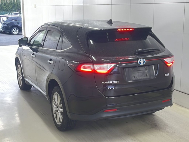 TOYOTA HARRIER 2019