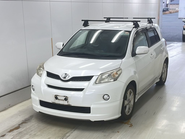 TOYOTA IST 2008