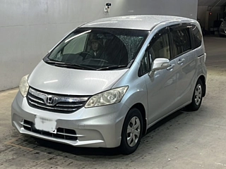 HONDA FREED 2013