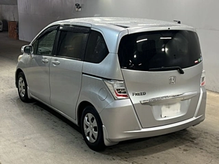 HONDA FREED 2013