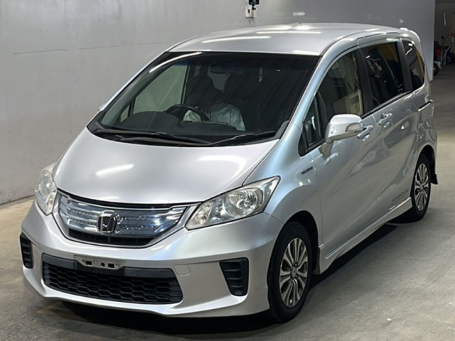 HONDA FREED 2012