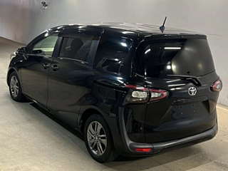TOYOTA SIENTA 2016