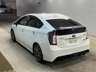 TOYOTA PRIUS 2013