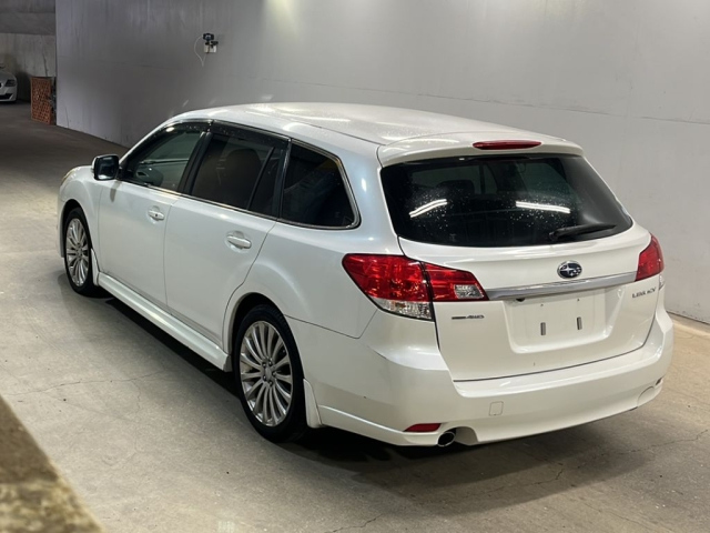 SUBARU LEGACY 2010