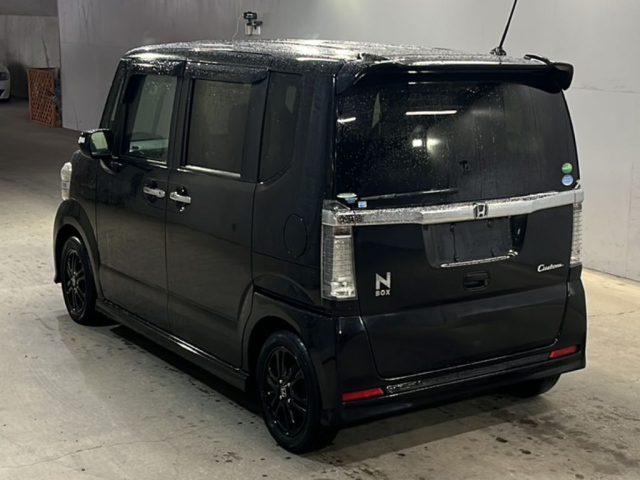 HONDA N BOX 2016