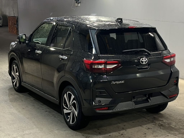 TOYOTA RAIZE 2024