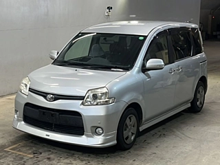 TOYOTA SIENTA 2011