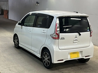 MITSUBISHI EK CUSTOM 2017